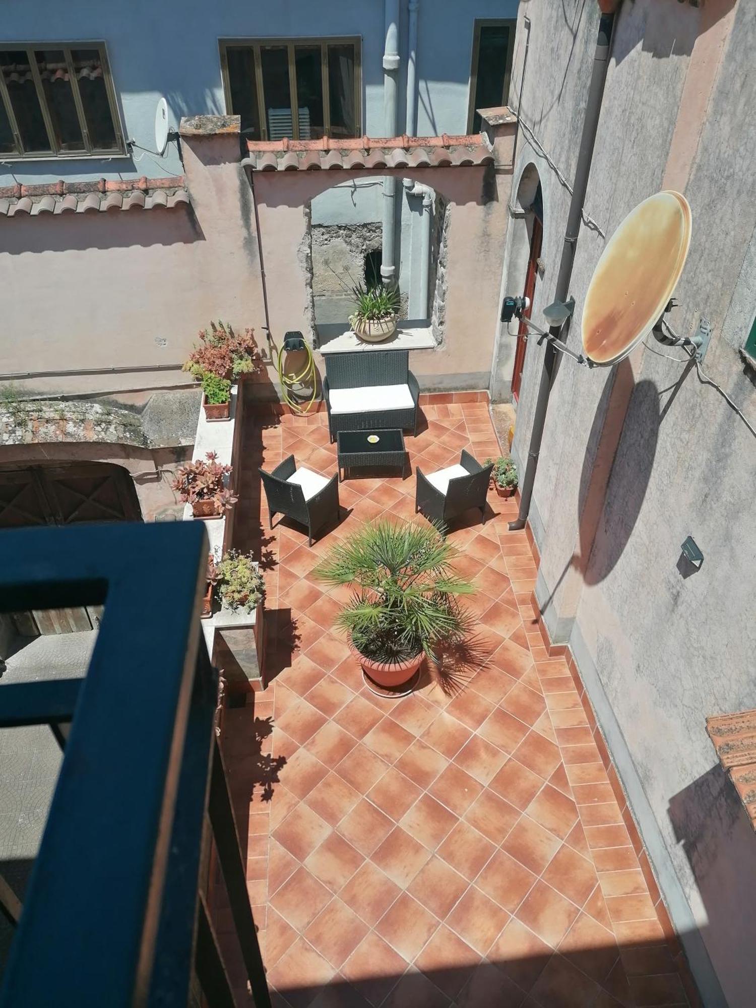 La Casa Di Astrea Bed & Breakfast Caiazzo Exterior foto